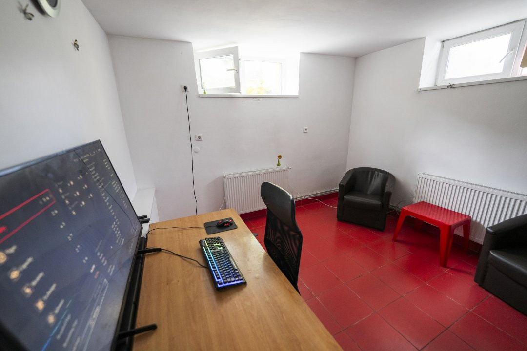 Spatiu birouri central, demisol casa+parter optional-zona Piata Mare
