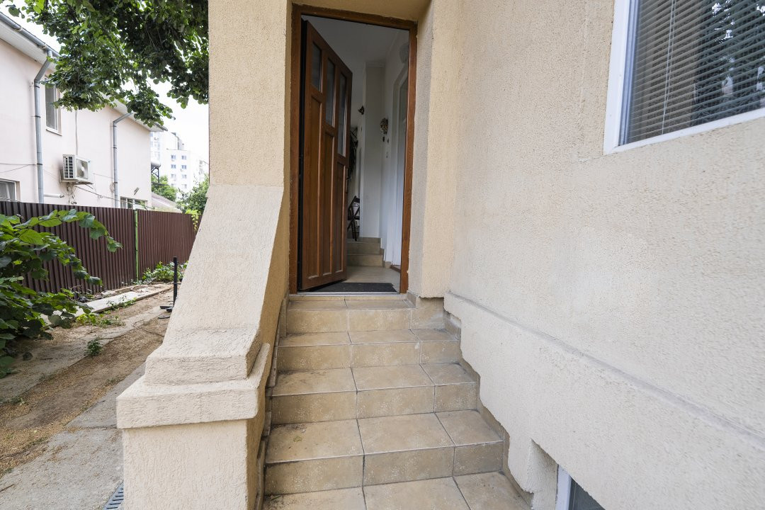 Spatiu birouri central, demisol casa+parter optional-zona Piata Mare