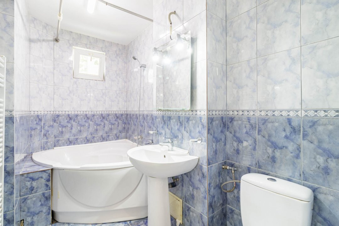 Apartament 3 camere, etaj 1, Strada Băiculești 