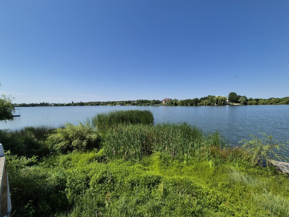 Priveliste spre lac!