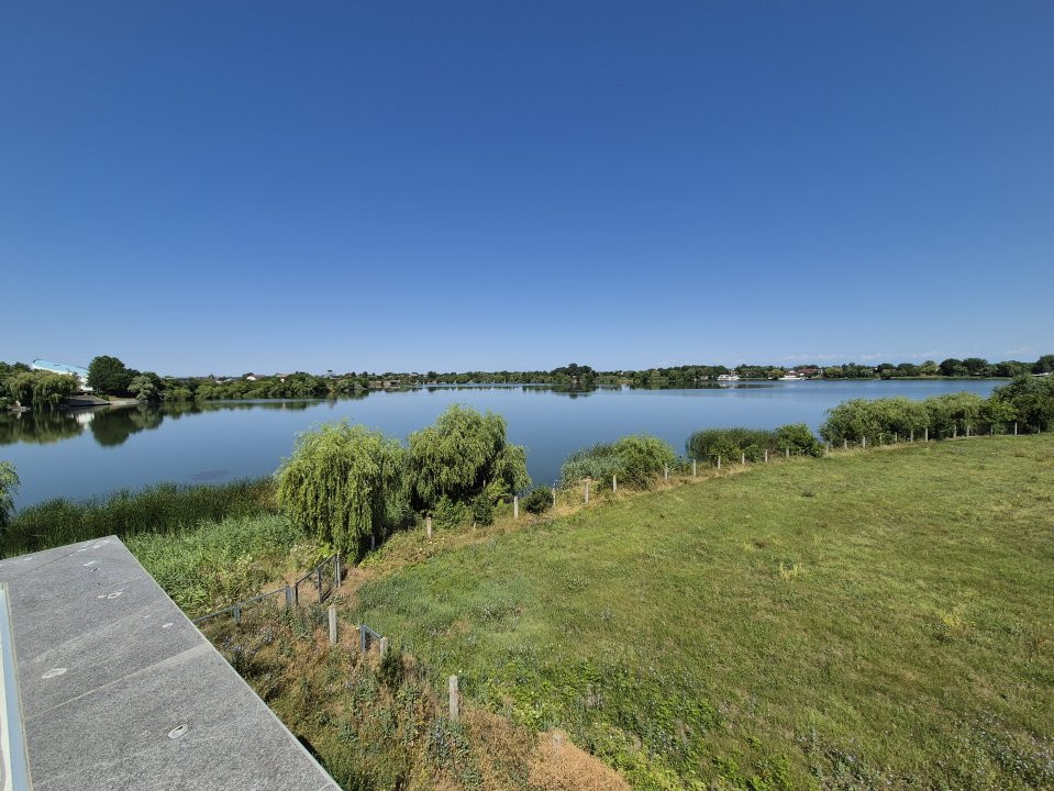 Priveliste spre lac!