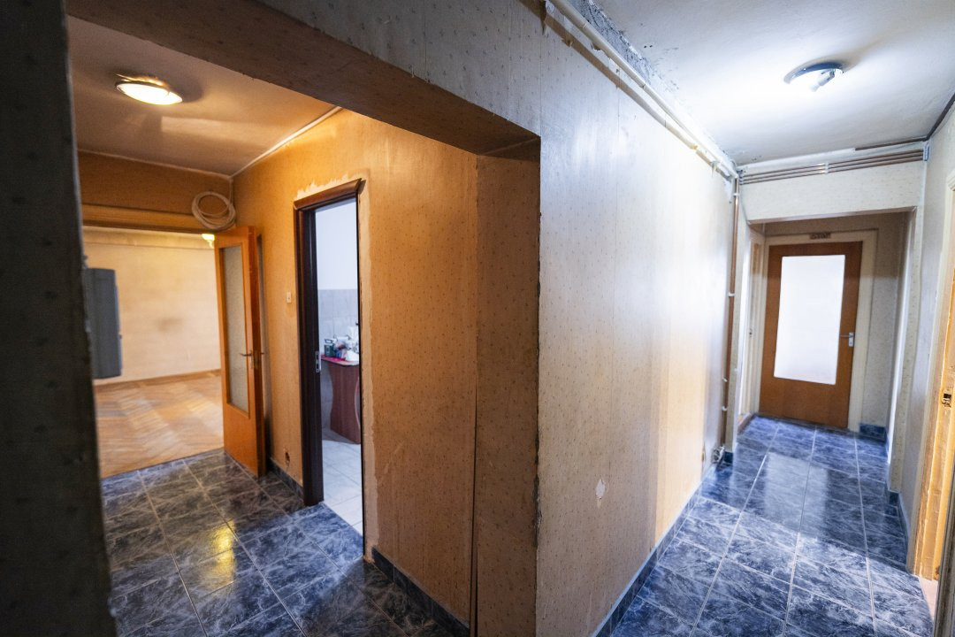 Apartament cu 3 camere ultracentral – zona Hotel Ramada