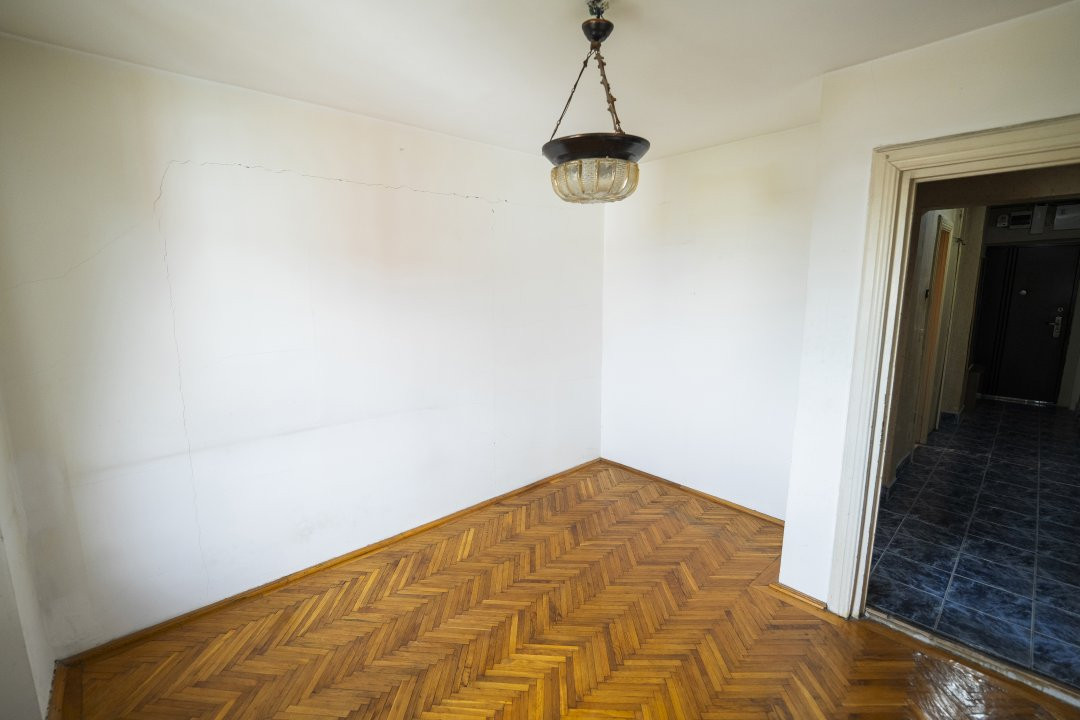 Apartament cu 3 camere ultracentral – zona Hotel Ramada