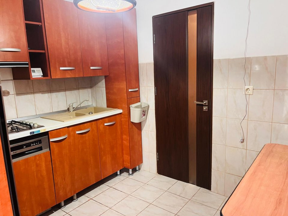Apartament cu 3 camere ultracentral – zona Hotel Ramada