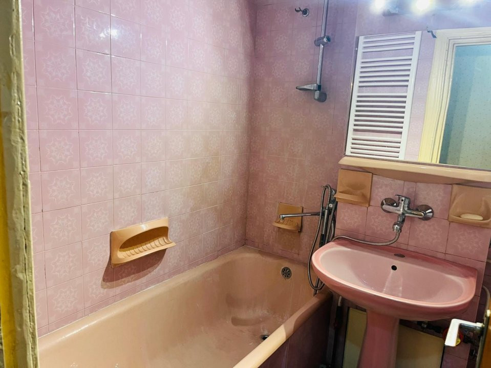 Apartament cu 3 camere ultracentral – zona Hotel Ramada