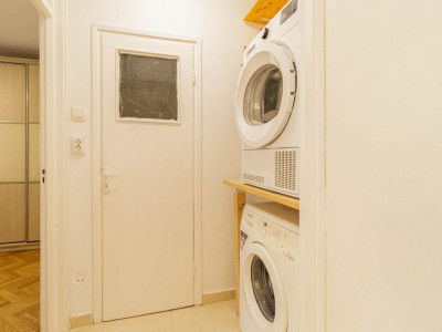 Apartament superb de 4 camere cu boxa in zona ultracentrala a Bucurestiului