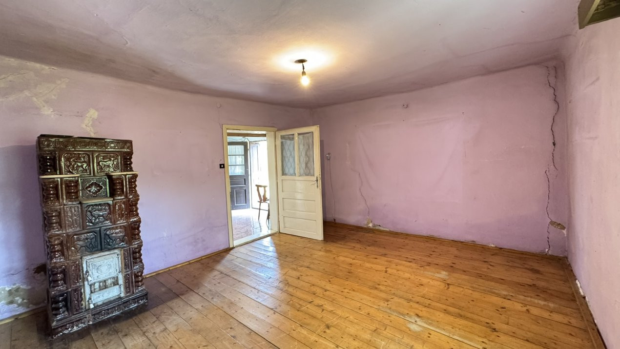 Casă 2 camere, Teren 586 mp Str. N. Grigorescu - Carei - Comision 0% cumpărător