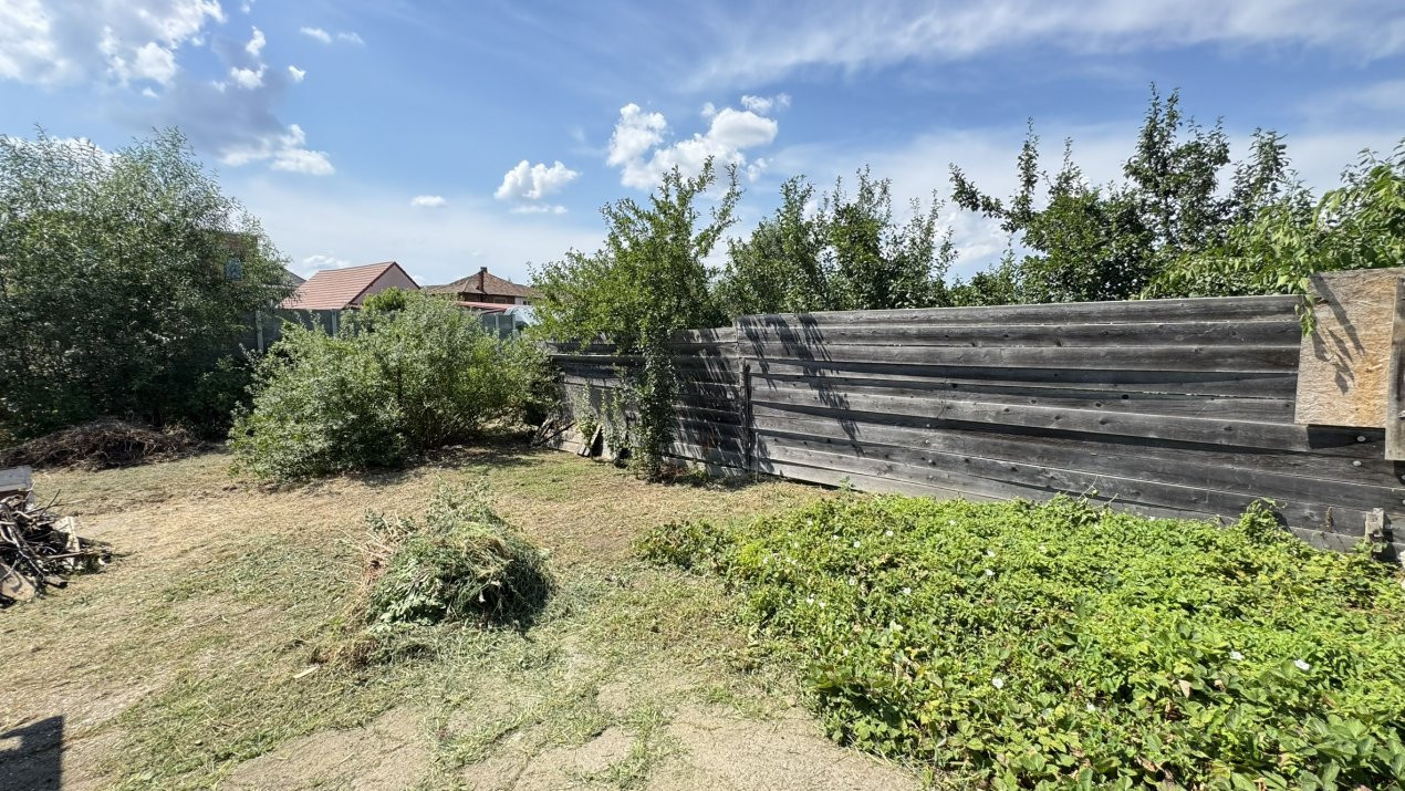 Casă 2 camere, Teren 586 mp Str. N. Grigorescu - Carei - Comision 0% cumpărător