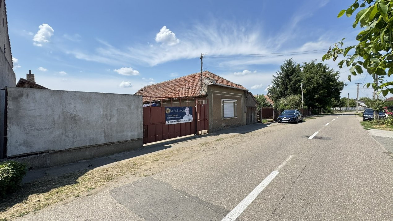 Casă 2 camere, Teren 586 mp Str. N. Grigorescu - Carei - Comision 0% cumpărător