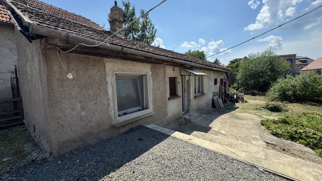 Casă 2 camere, Teren 586 mp Str. N. Grigorescu - Carei - Comision 0% cumpărător