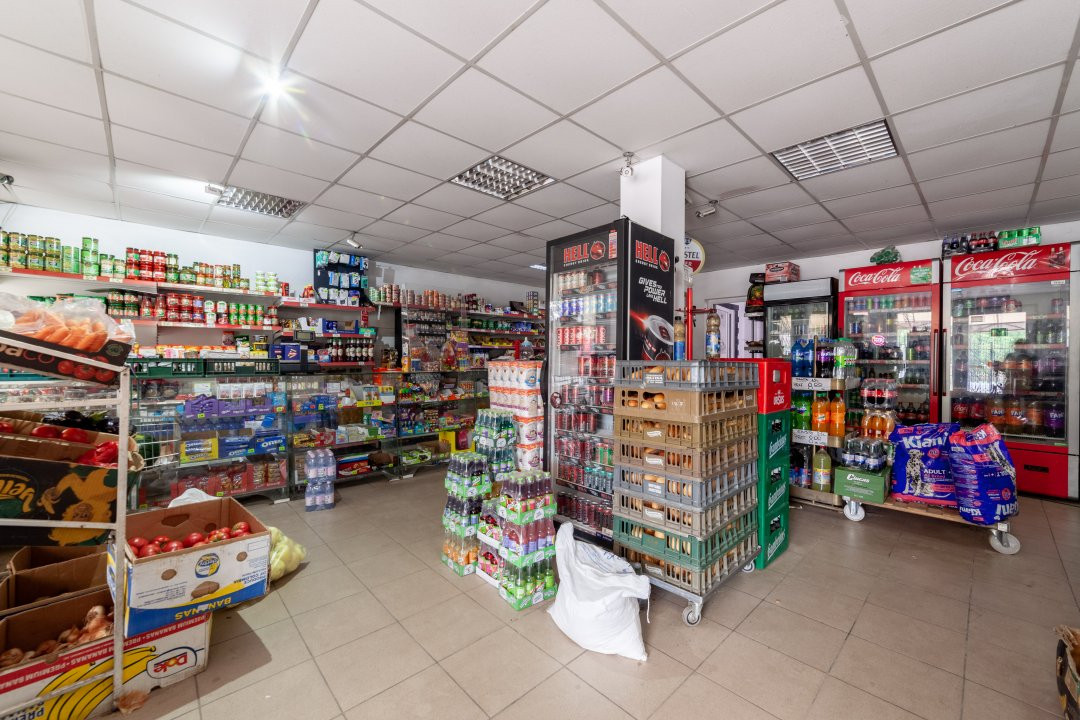 Proprietate cu functiune mixta – evenimente, cazare si spatiu comercial