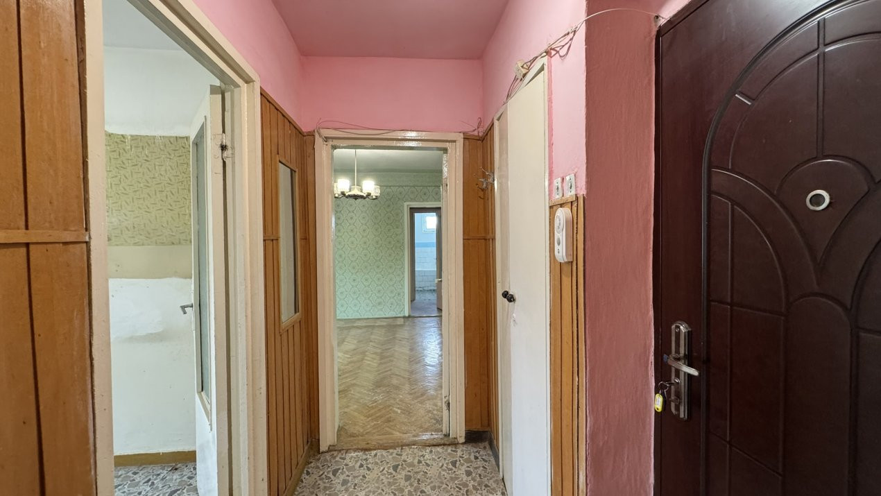 Apartament 3 camere Etaj III Republicii - Carei - Comision 0% cumpărător