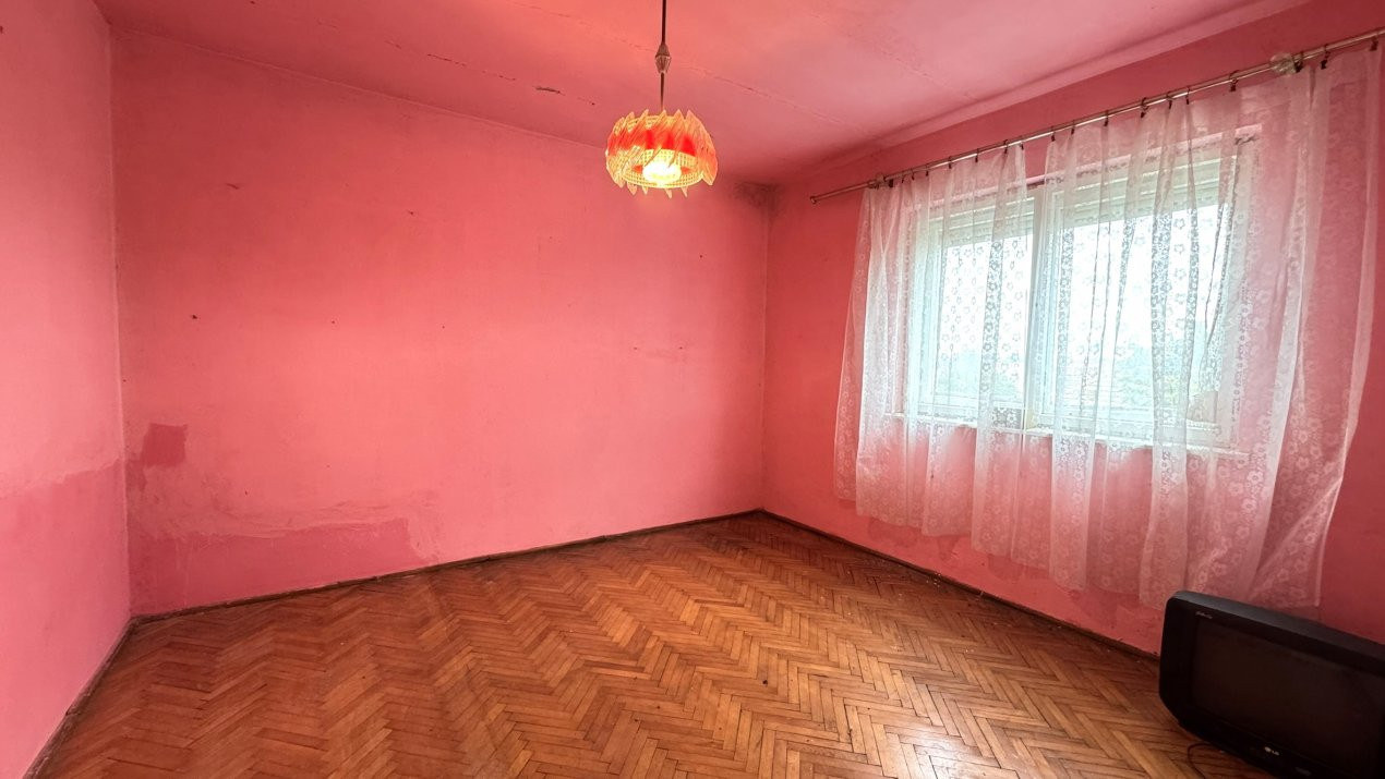 Apartament 3 camere Etaj III Republicii - Carei - Comision 0% cumpărător