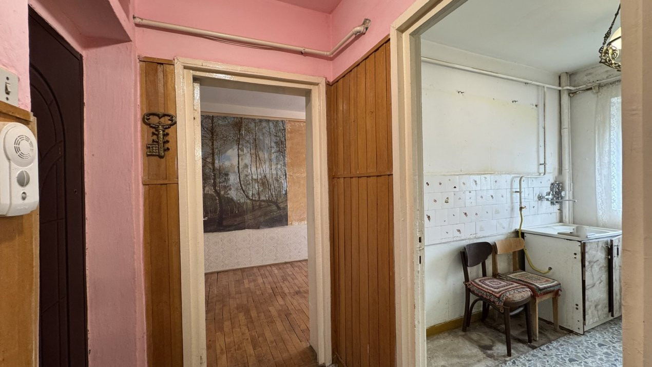 Apartament 3 camere Etaj III Republicii - Carei - Comision 0% cumpărător