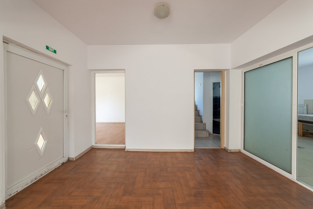 Casa cu 9 camere, pretabila business - Stefanesti, Drumul Morii!