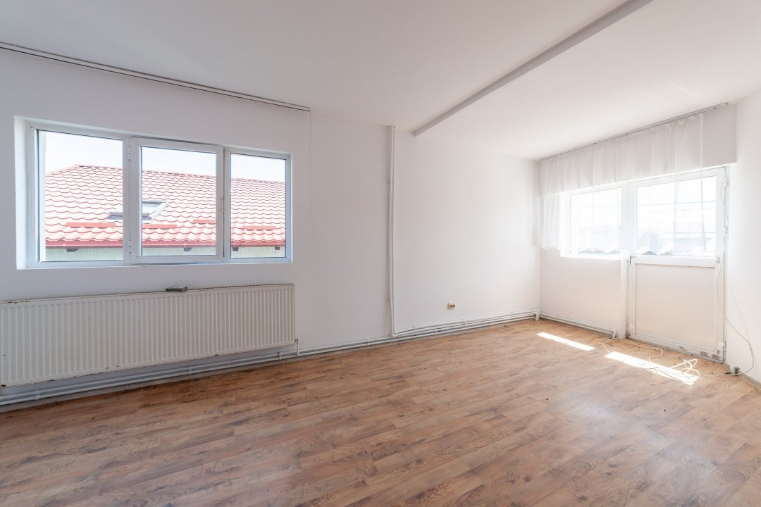 Casa cu 9 camere, pretabila business - Stefanesti, Drumul Morii!