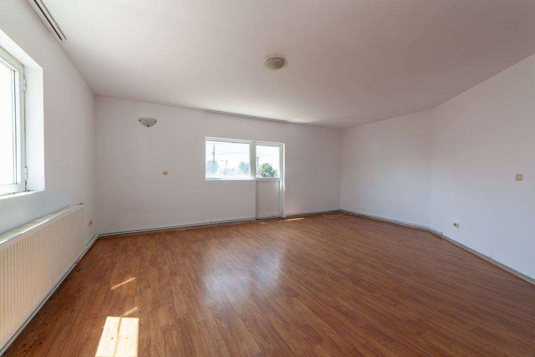 Casa cu 9 camere, pretabila business - Stefanesti, Drumul Morii!