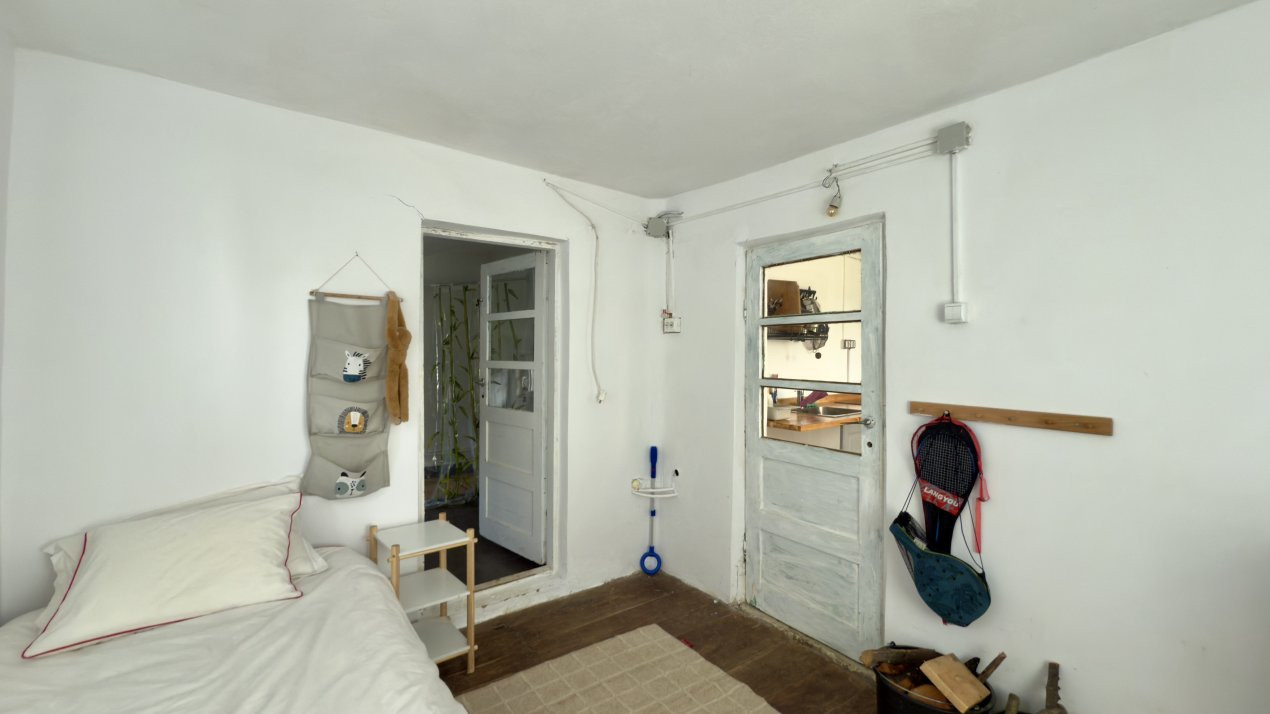 Casa traditionala -Rachitele de Jos, dealul Bogdanului com.Cocu-Arges!
