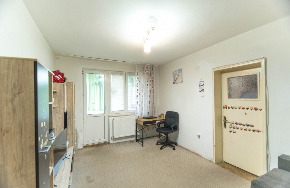 Apartament 2 camere Calea Bucuresti etaj 2