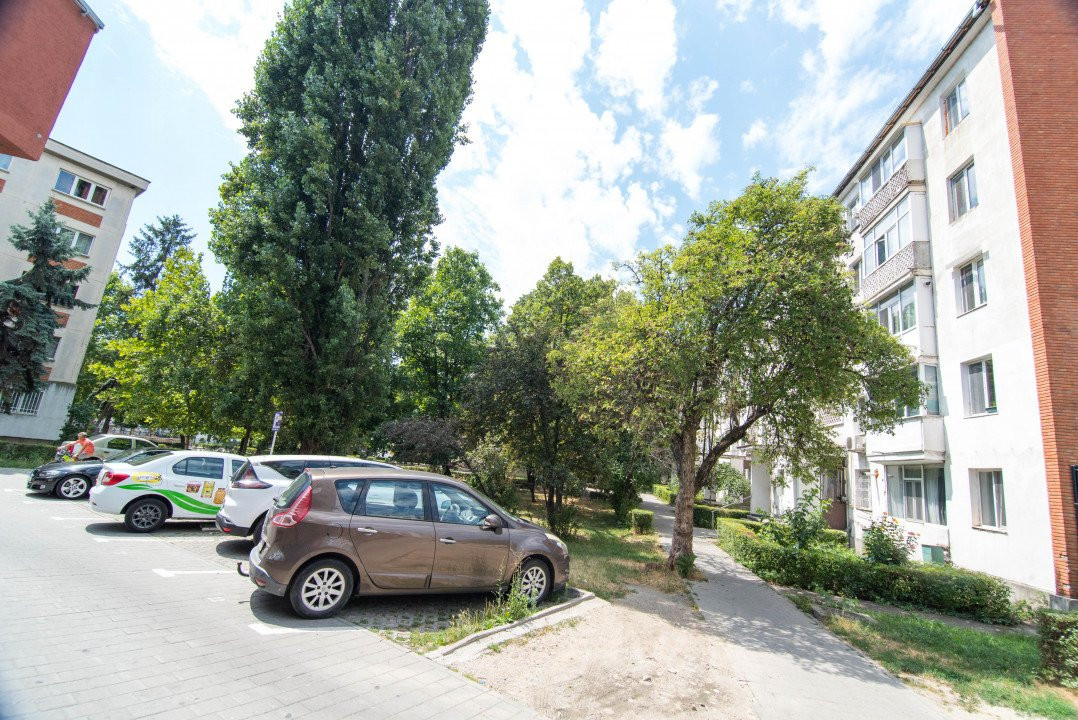 Apartament 2 camere Calea Bucuresti etaj 2