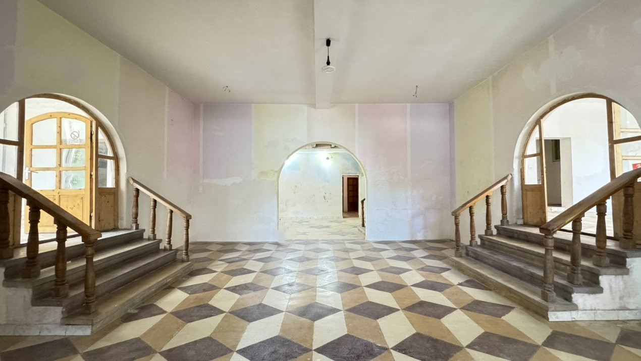 Spații de Inchiriat - Proprietate cu funcțiuni mixte – Str. Căplenilor Carei