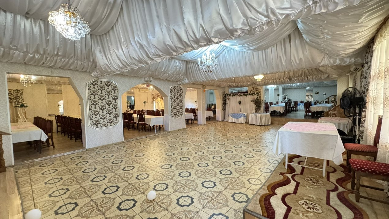 Spații de Inchiriat - Proprietate cu funcțiuni mixte – Str. Căplenilor Carei