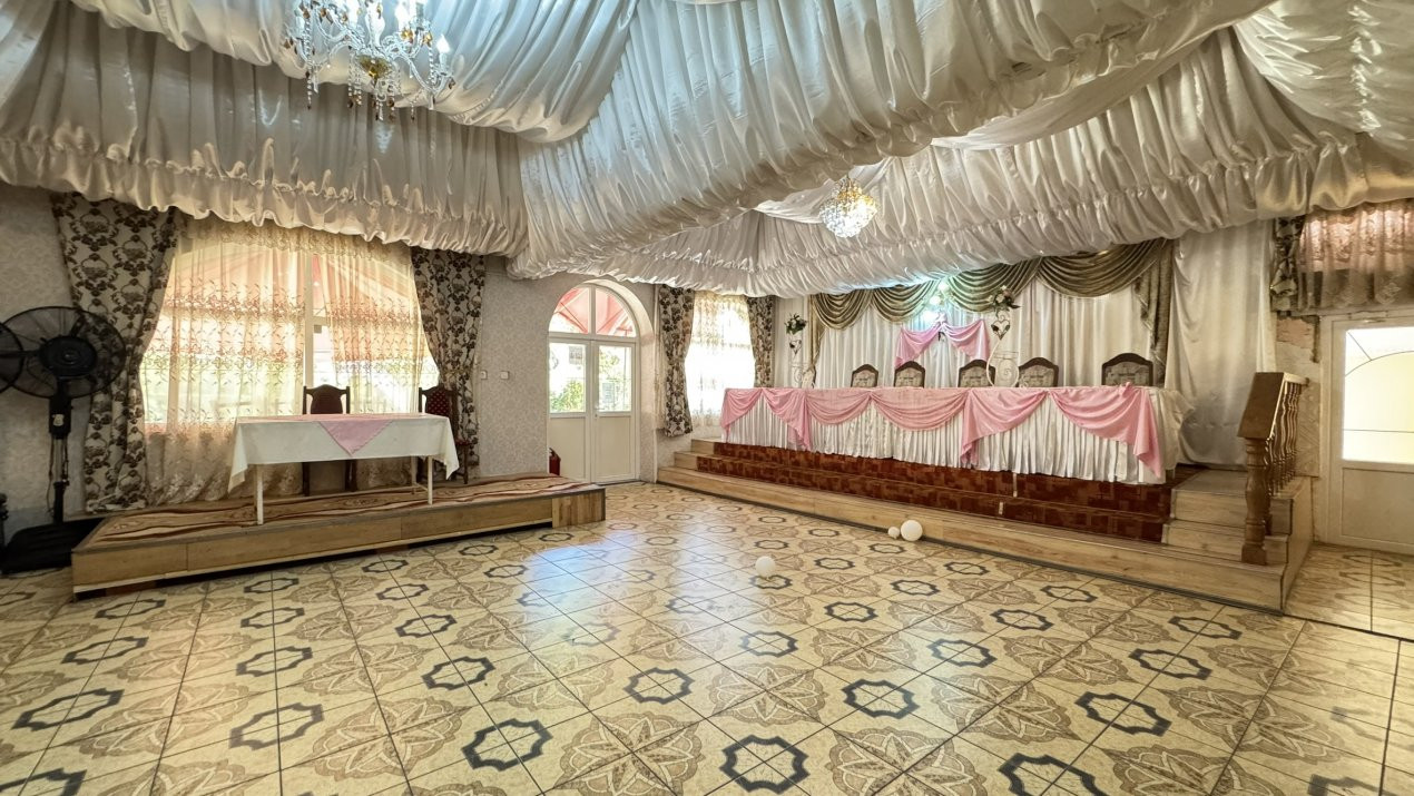 Spații de Inchiriat - Proprietate cu funcțiuni mixte – Str. Căplenilor Carei