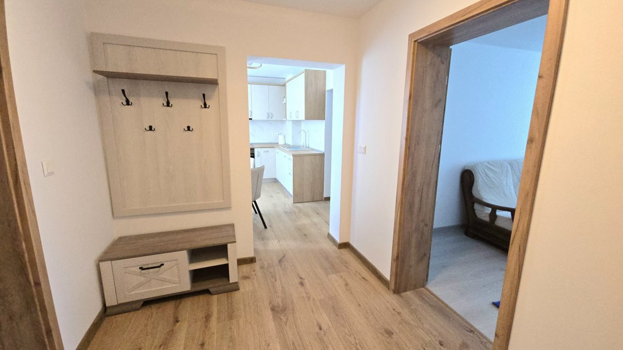 De Închiriat Apartament 3 camere Closca