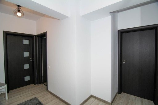 Apartament 2 camere de inchiriat zona Craiovei. Comision 0%