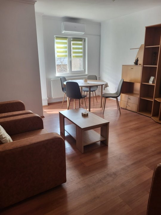 Apartament cochet 2 camere, central - zona McDonald’s
