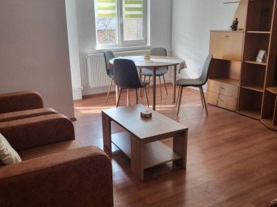 Apartament cochet 2 camere, central - zona McDonald’s