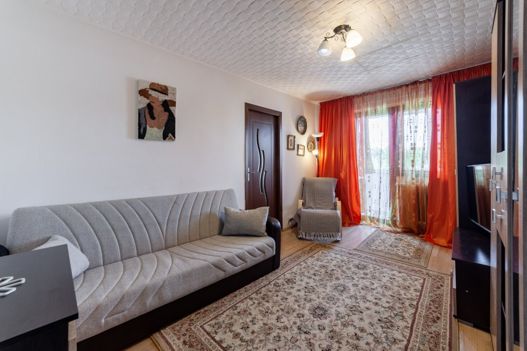 Apartament 2 camere de vanzare- zona Kaufland Craiovei