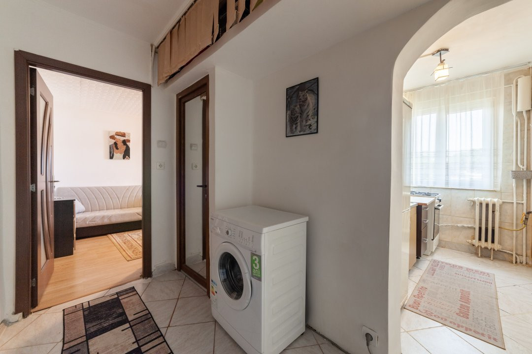 Apartament 2 camere de vanzare- zona Kaufland Craiovei