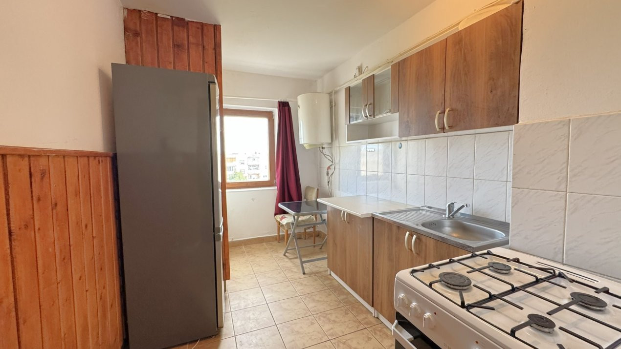 Apartament 3 camere Etaj IV, Str. Bartok Bela MV2 - Carei  