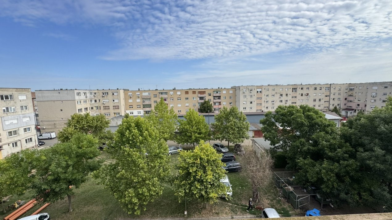 Apartament 3 camere Etaj IV, Str. Bartok Bela MV2 - Carei  