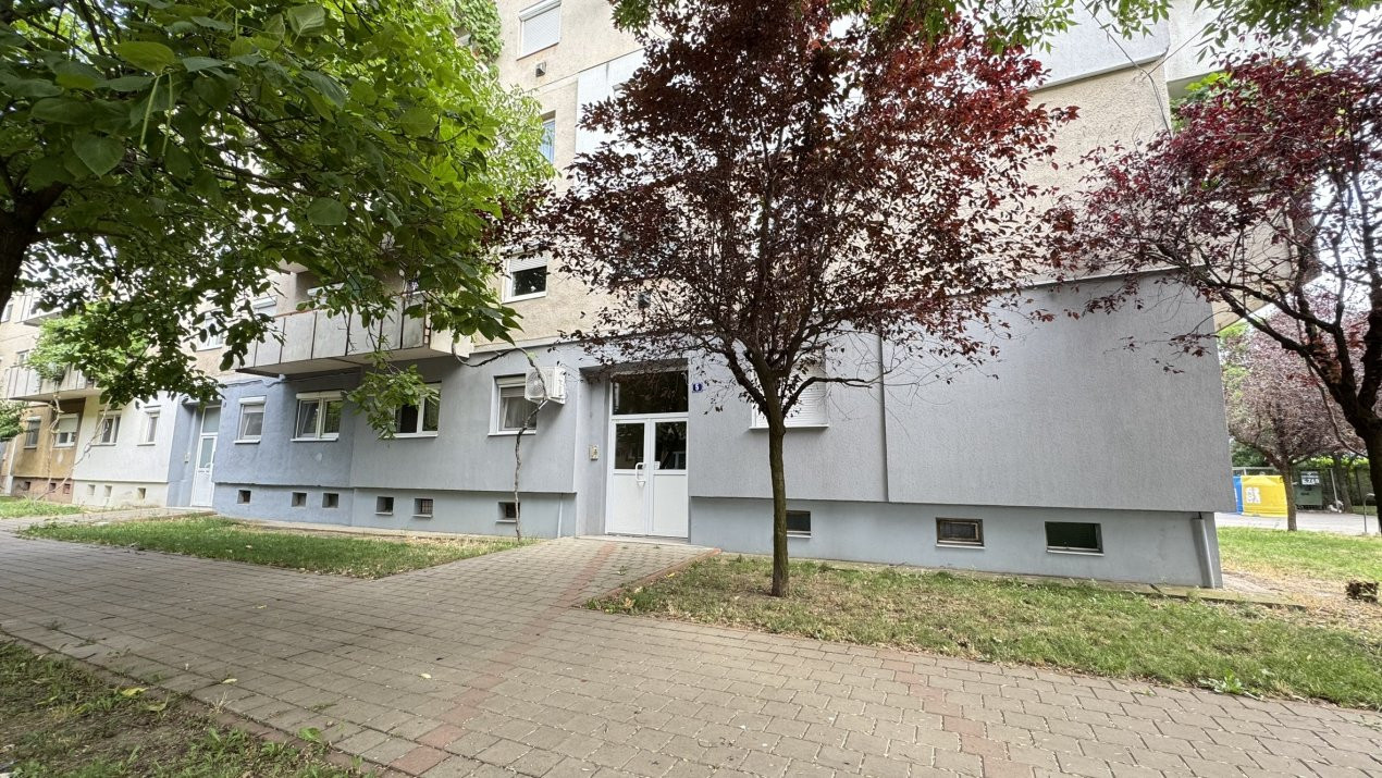 Apartament 3 camere Etaj IV, Str. Bartok Bela MV2 - Carei  