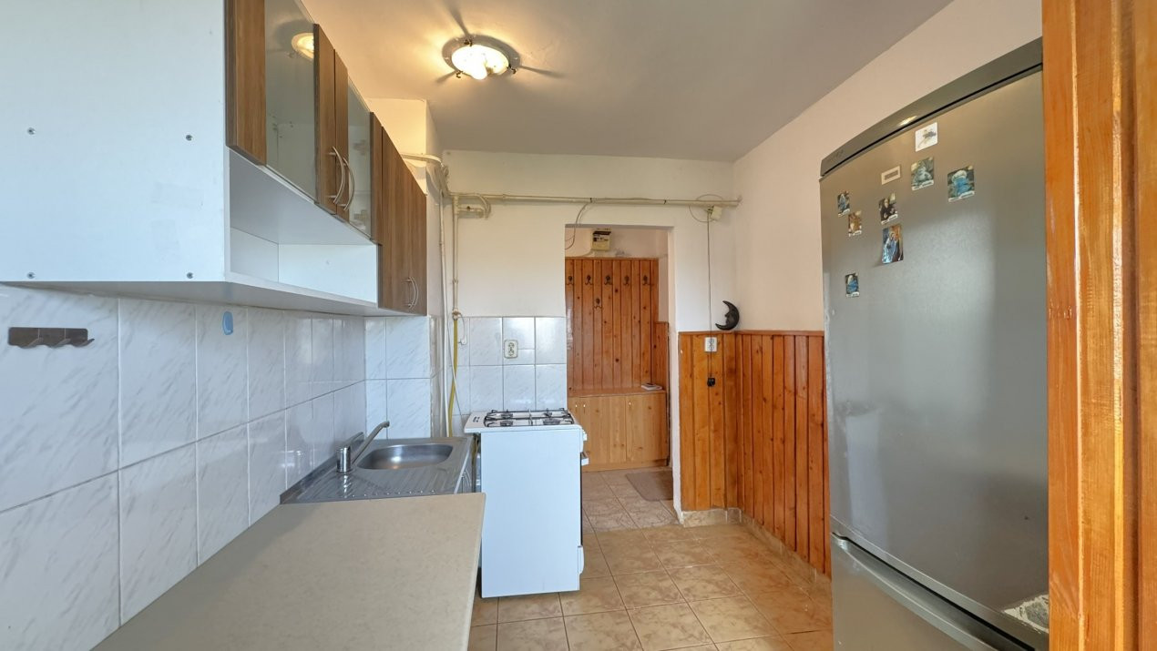 Apartament 3 camere Etaj IV, Str. Bartok Bela MV2 - Carei  