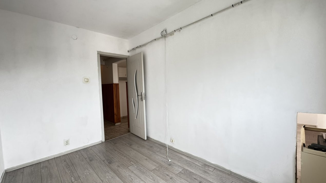 Apartament 3 camere Etaj IV, Str. Bartok Bela MV2 - Carei  