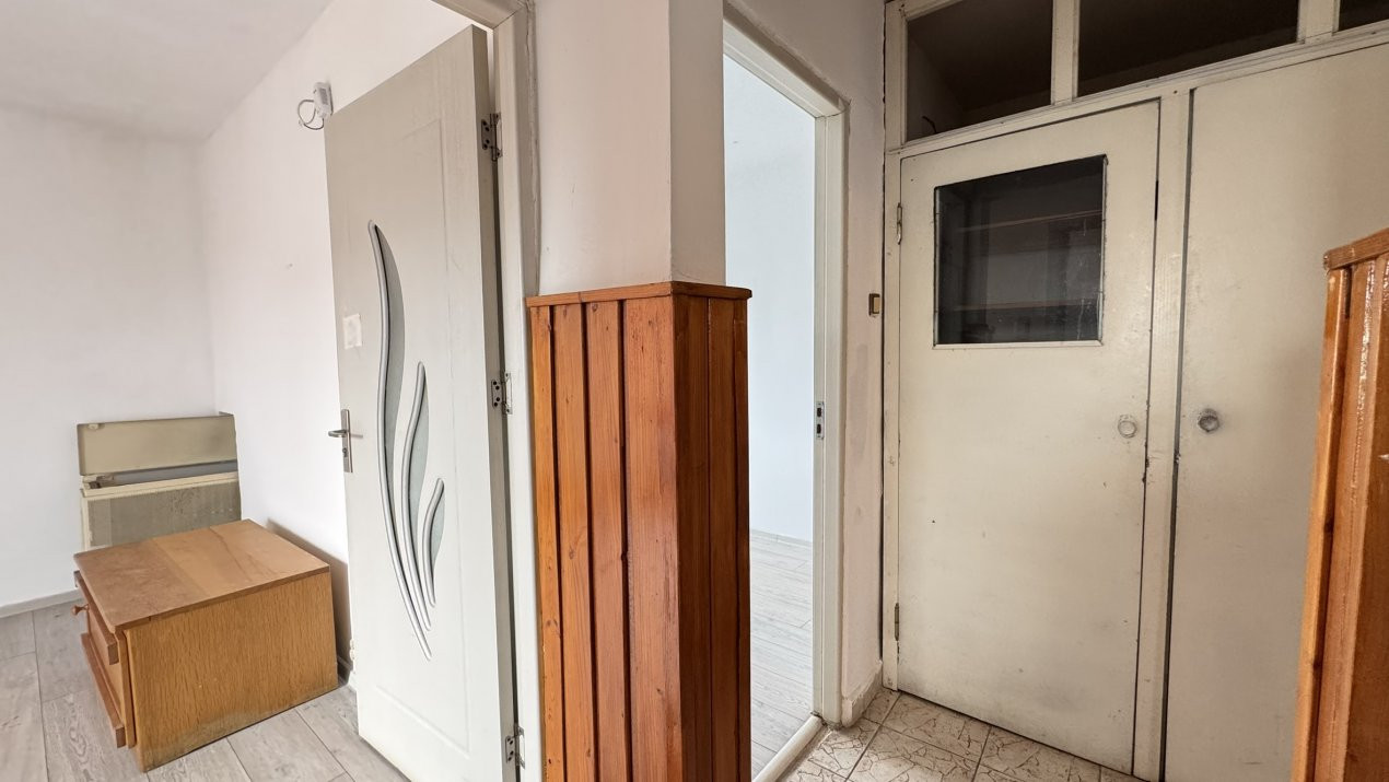 Apartament 3 camere Etaj IV, Str. Bartok Bela MV2 - Carei  