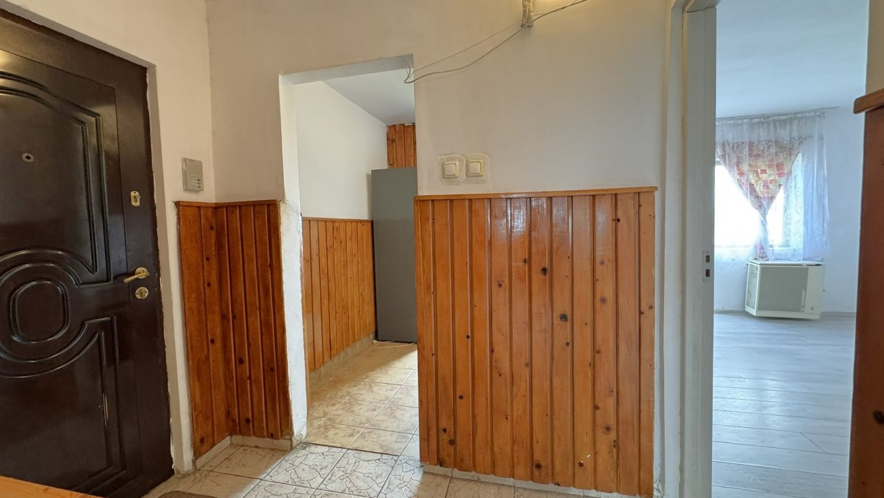 Apartament 3 camere Etaj IV, Str. Bartok Bela MV2 - Carei  
