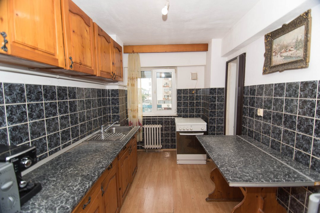 Apartament 2 camere decomandat Prundu