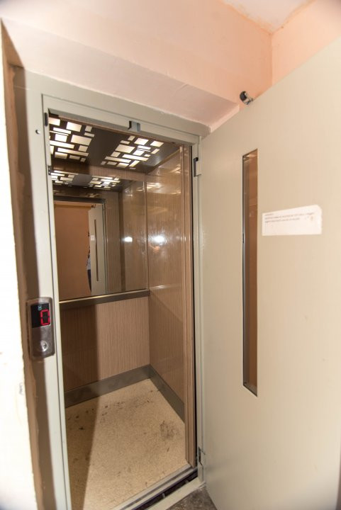 Apartament 2 camere decomandat Prundu