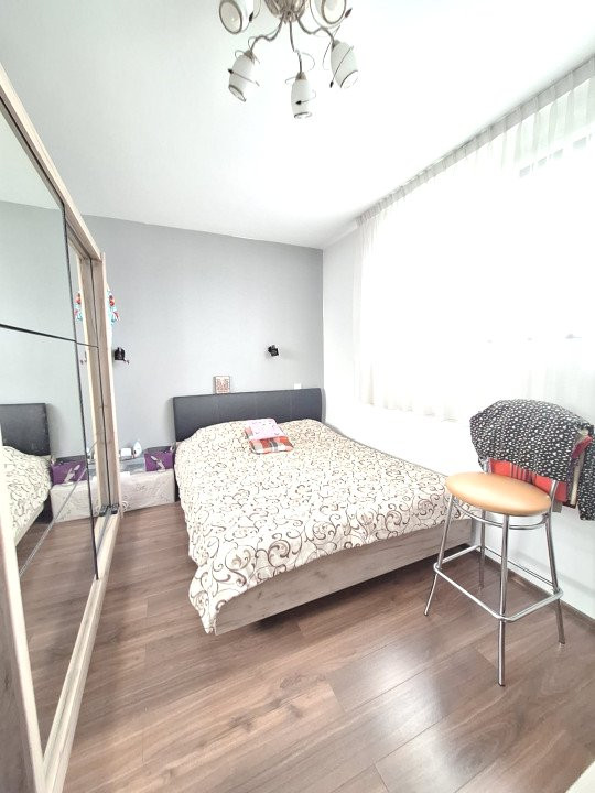 Casa Pitesti la cheie ,4 camere-Langa Pensiunea Cora