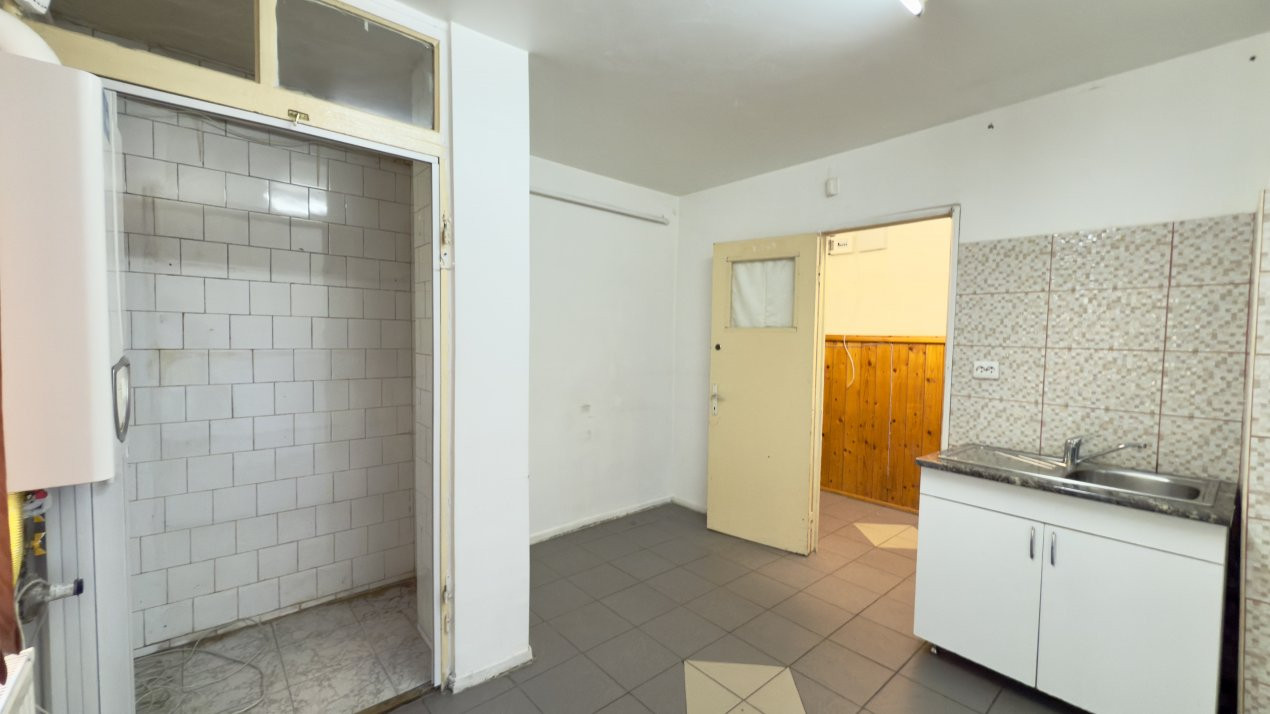 Apartament 3 camere decomandat Pitesti zona Gavana!