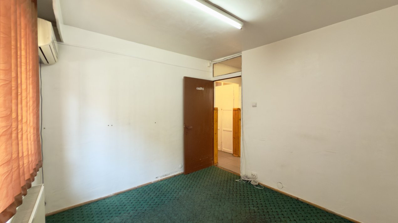 Apartament 3 camere decomandat Pitesti zona Gavana!