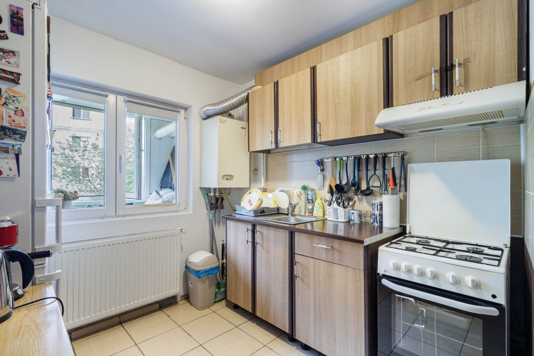 Apartament 3 camere Vitan-Zizin