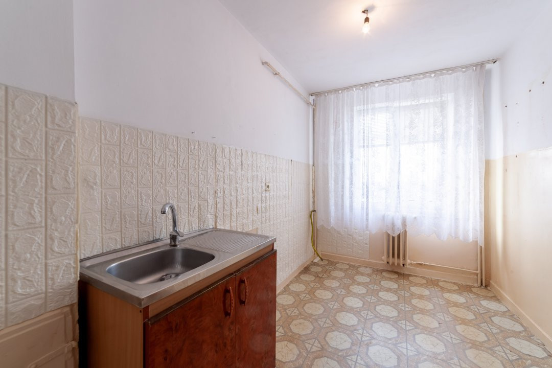Apartament 2 camere decomandat padurea Trivale-str.Frasinului 