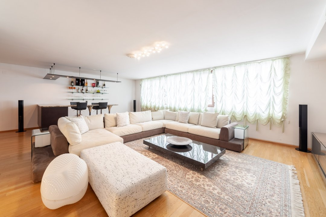 Resedinta exclusivista -Pitesti zona Gavana-smart home/spa!