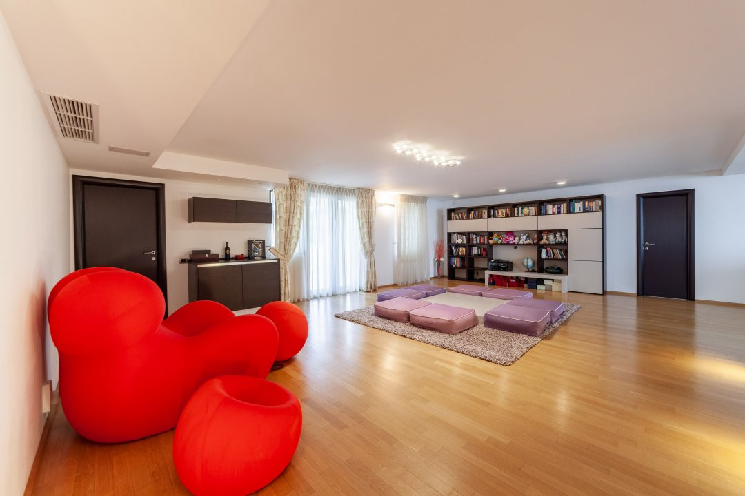 Resedinta exclusivista -Pitesti zona Gavana-smart home/spa!