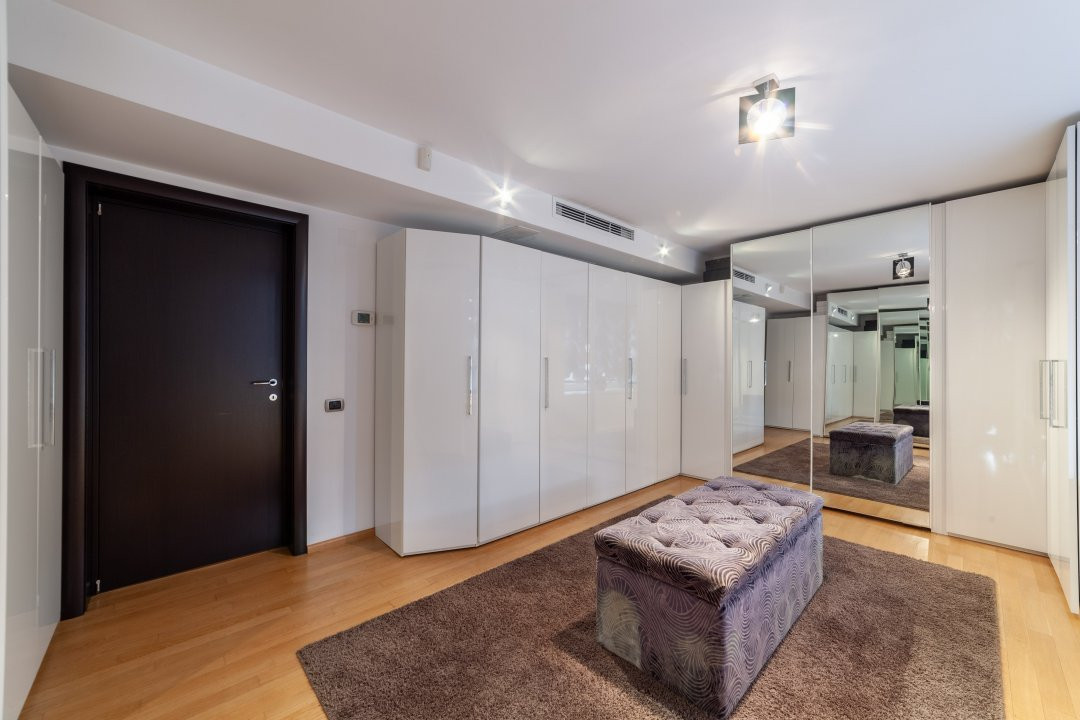 Resedinta exclusivista -Pitesti zona Gavana-smart home/spa!